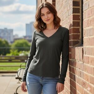 Women’s Sonoma Goods For Life Adaptive Easy Dressing Long Sleeve V-Neck M